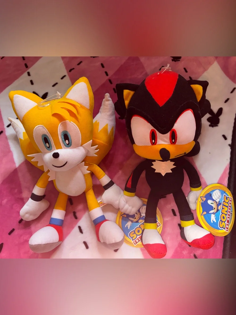 Sonic the Hedgehog Tails Plushies Toy - yellow, white, and red, and black.